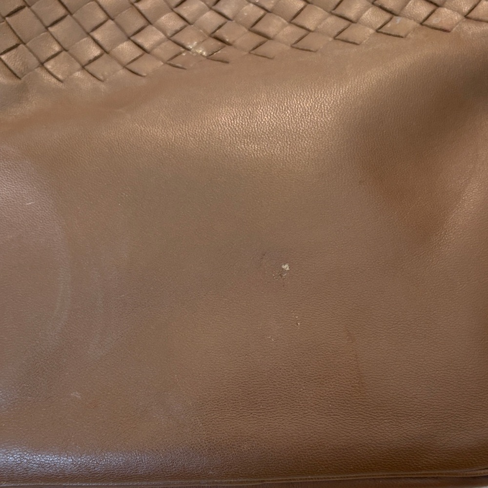 Elegant Brown Woven Leather Crossbody Bag - Picture 4 of 7